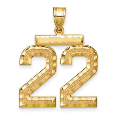 14K Gelbgold Großer Gebürsteter Diamantierter Charm mit Zahl 22