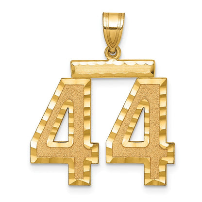 14K Gelbgold großer gebürsteter Charm mit Diamantschliff „Zahl 44“