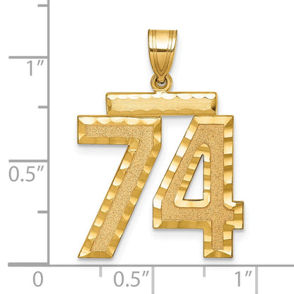 14K Gelbgold großer gebürsteter Charm mit Diamantschliff „Zahl 74“