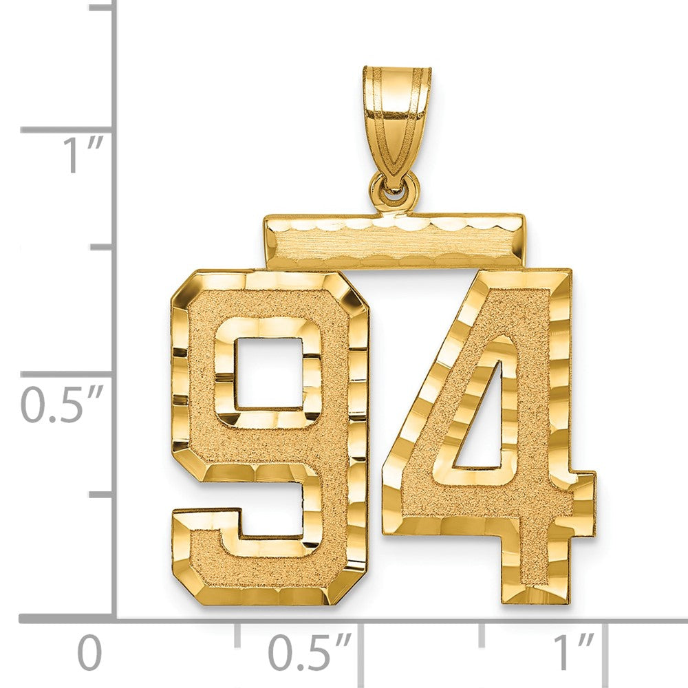 „14K Gelbgold großer gebürsteter Charm mit Diamantschliff, Zahl 94