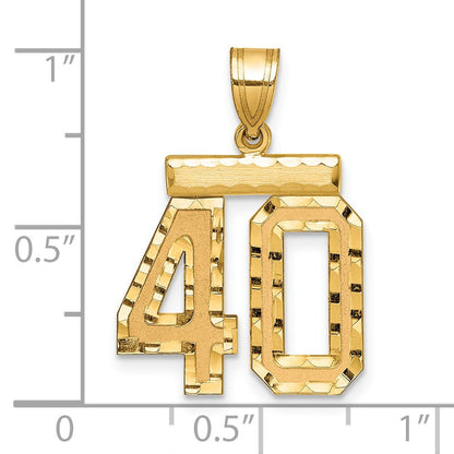 14K Gelbgold mittelgroßer Diamant-Schliff Charm Zahl 40