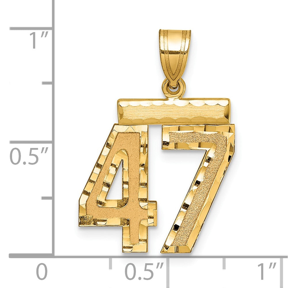 14K Gelbgold Diamant-geschliffener Zahlen-Charm "47", mittelgroß