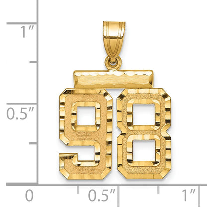 14K Gelbgold Diamant-geschliffener Zahlen-Charm „98“, mittelgroß