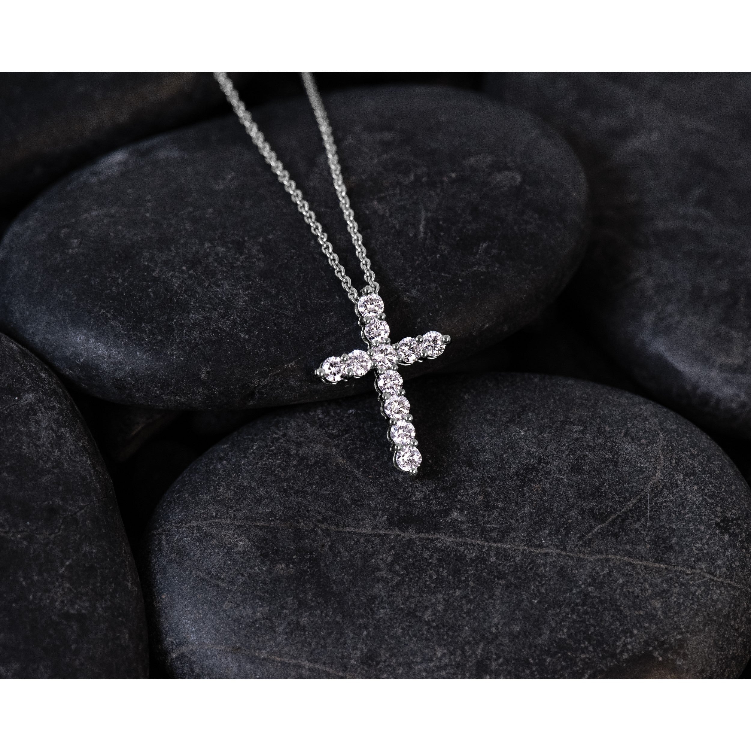 14 K Weißgold Kreuz-Anhänger-Halskette mit 0,5 ct. Labor gezüchteten Diamanten VS/SI+ G+, 18 Zoll