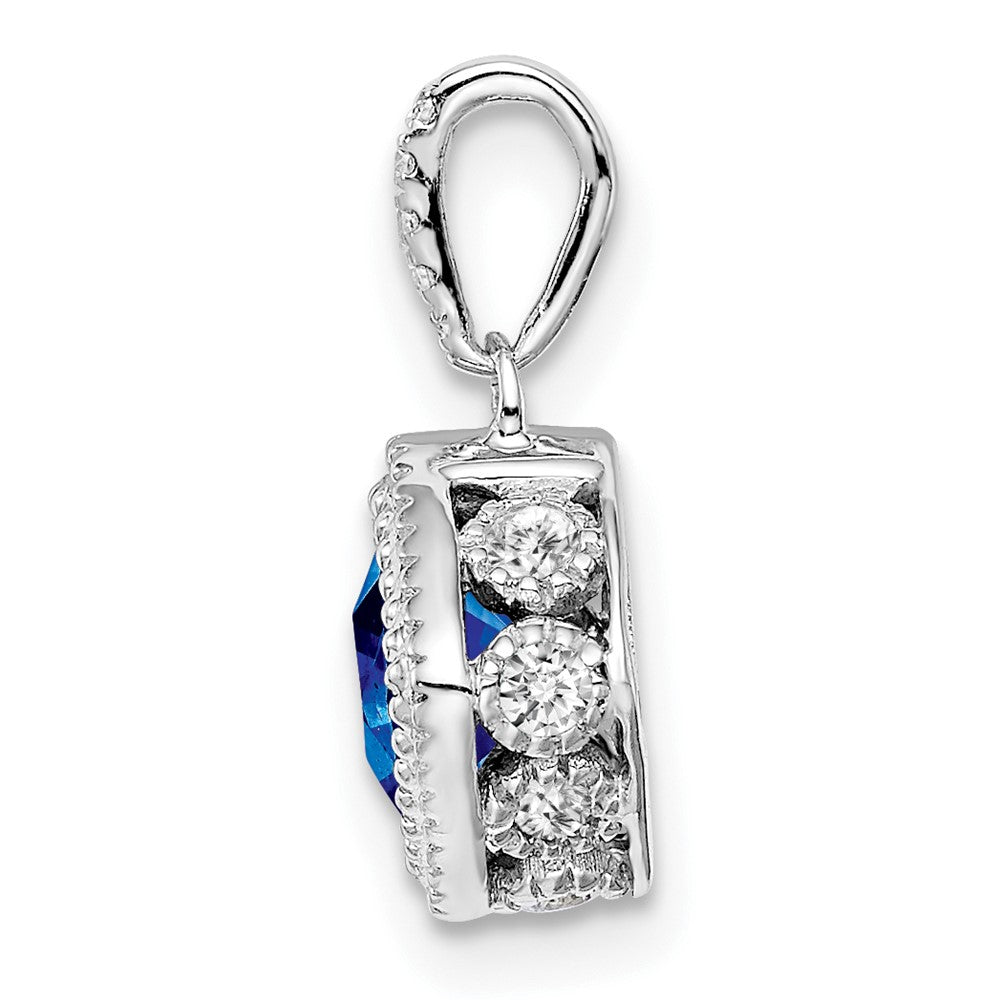 14 Karat Weißgold Anhänger mit Kissenschliff-Saphir und echten Diamanten