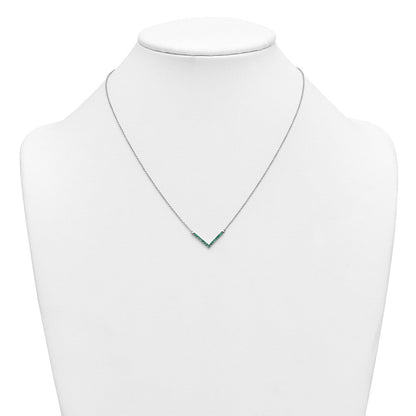 14K Weißgold Smaragd 18 Zoll. V-necklace
