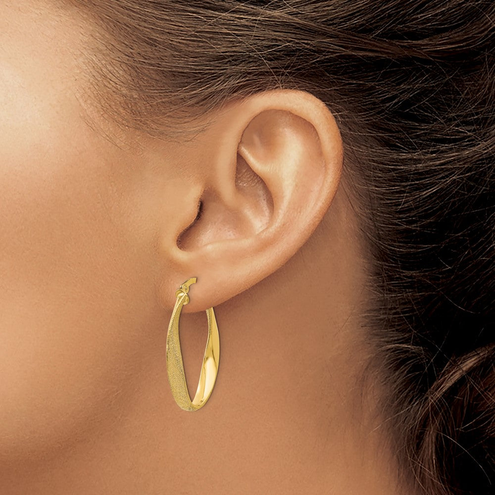 14K Gelbgold 14ky Oval Gedreht Creolen