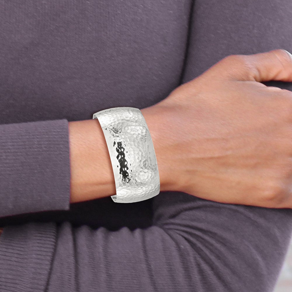 Sterlingsilber 30mm Gewölbt Gehämmert Manschette Armreif