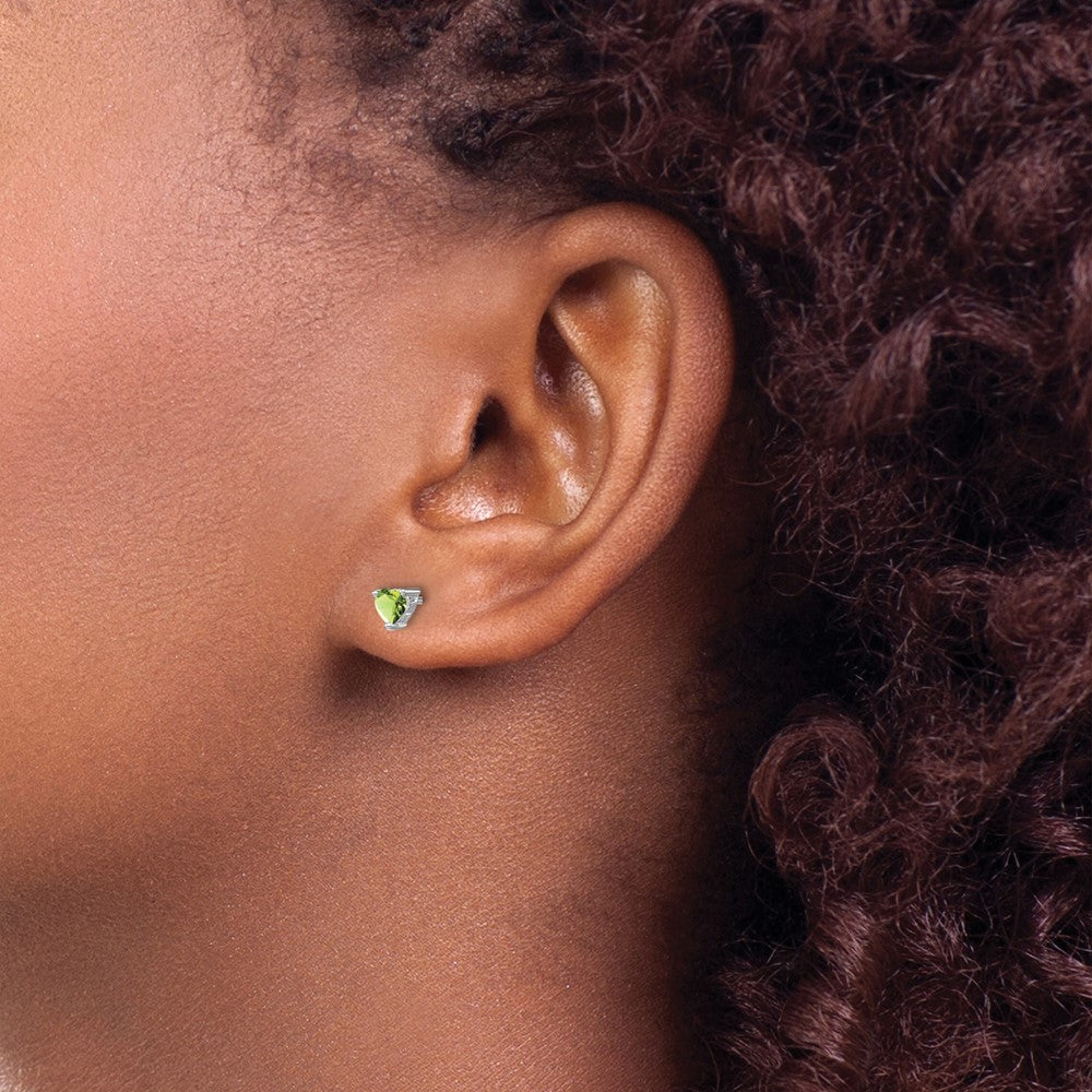 Sterlingsilber Rhodiniert 4mm Herz Peridot Ohrstecker