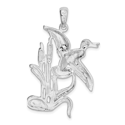 Sterlingsilber De-ani Rhodiniert Poliert Duck Flying Over Cattails Anhänger