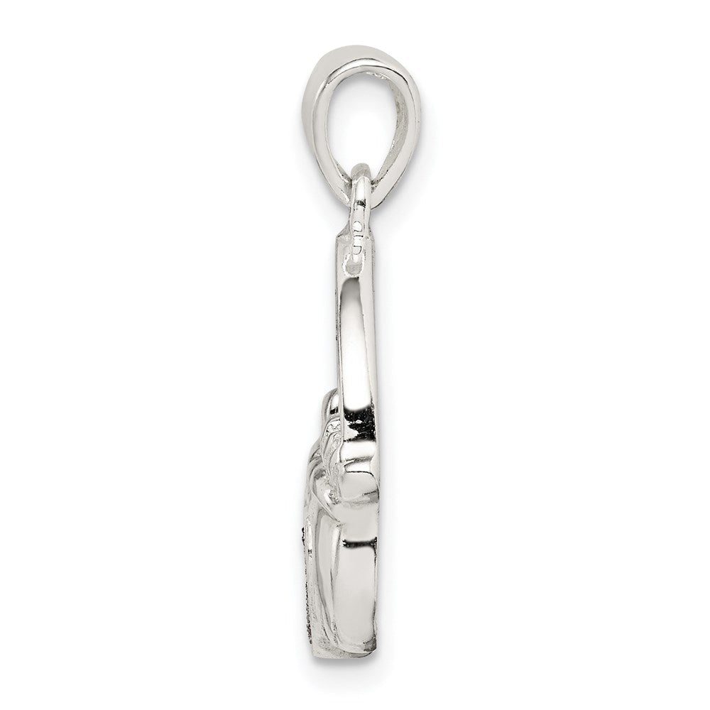 Sterlingsilber Glitzer Infused Claddagh Anhänger