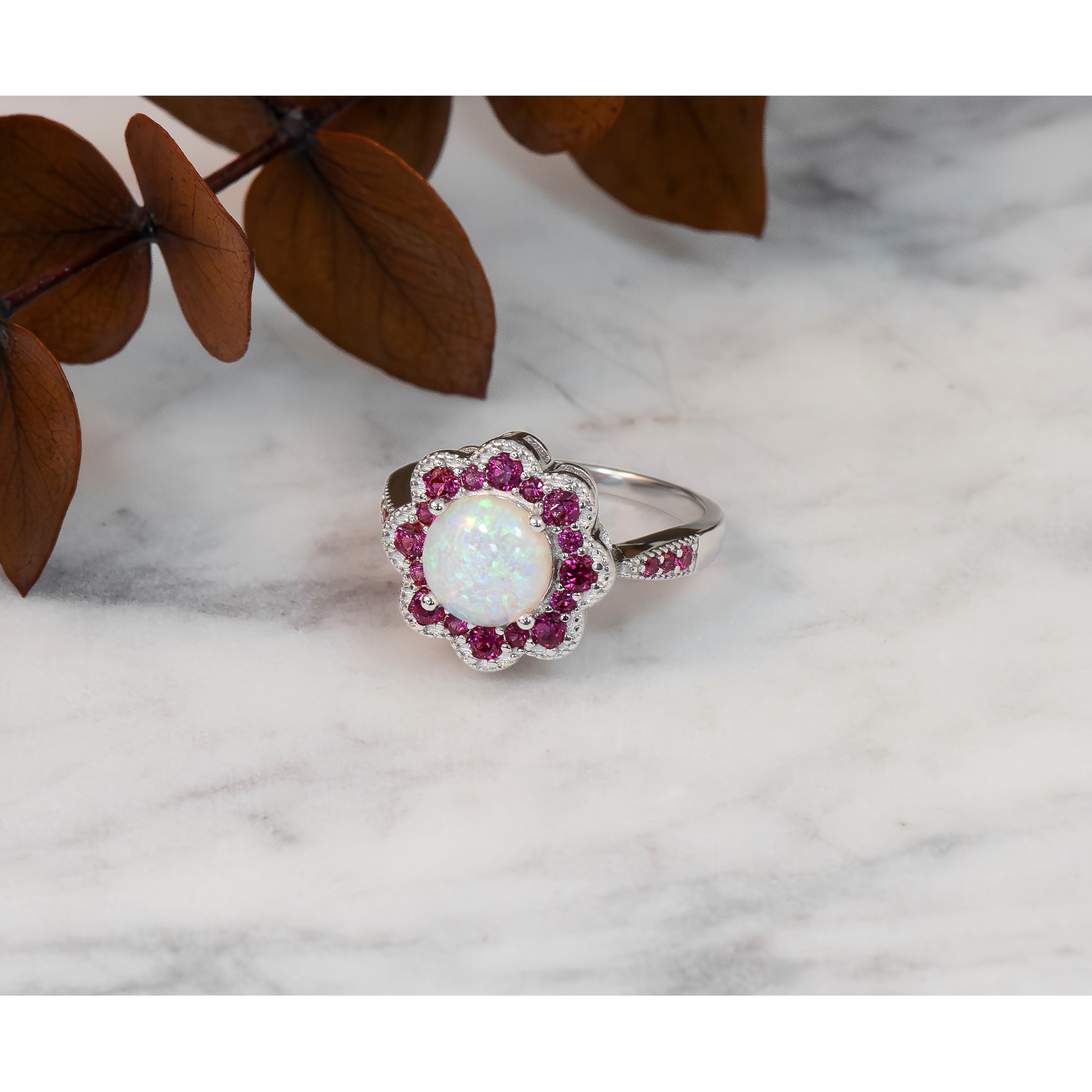 Sterlingsilber Cheryl M Rhodiniert Cabochon Im Labor Erzeugt Opal und Brillant-cut Rot Nano Kristall Blume Ring