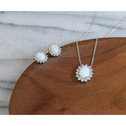Sterlingsilber Cheryl M Rhodiniert Erzeugt Opal & Zirkonia Oval Heiligenschein Halskette