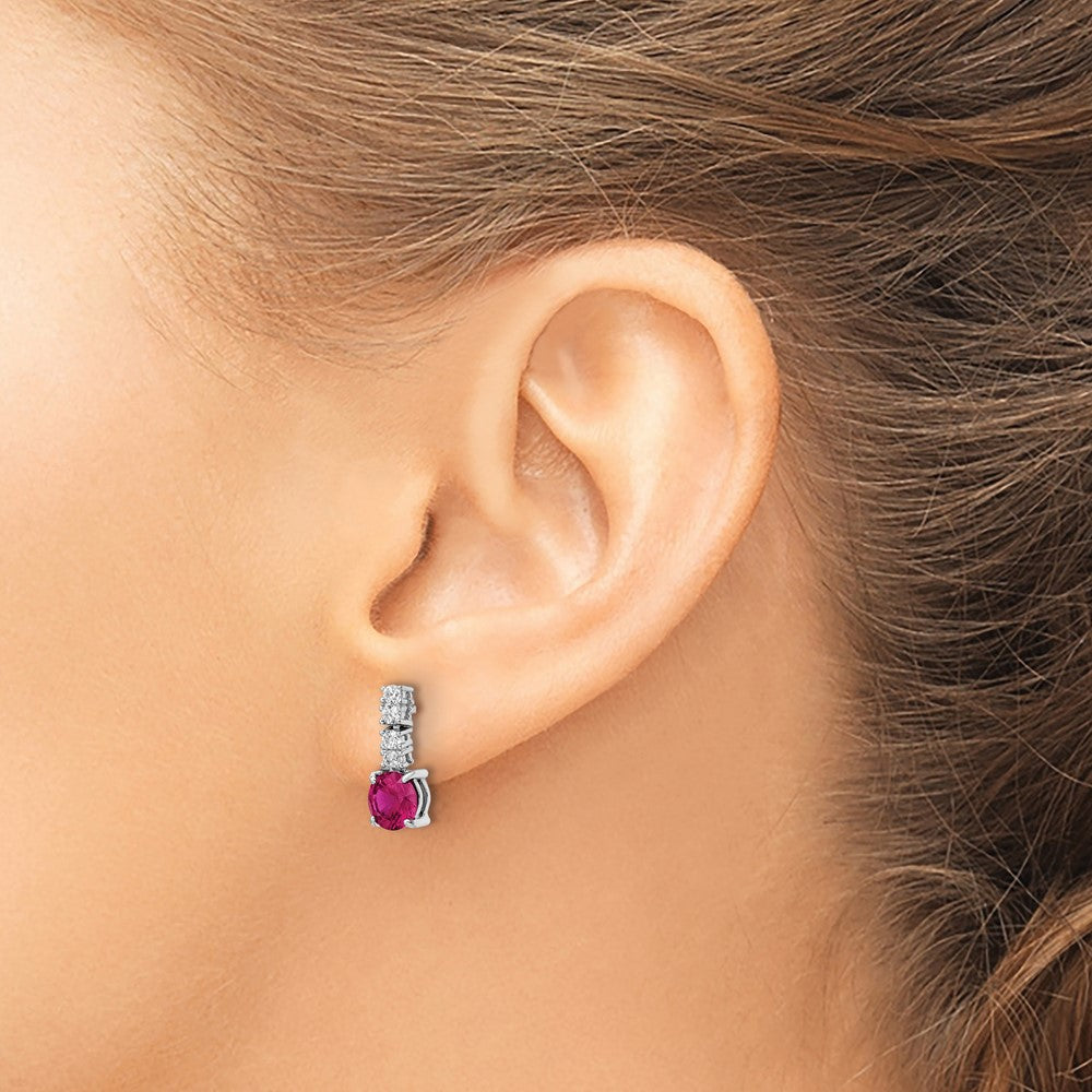 Sterlingsilber Rhodiniert Erzeugt Rubin und Zirkonia Stecker Ohrhänger