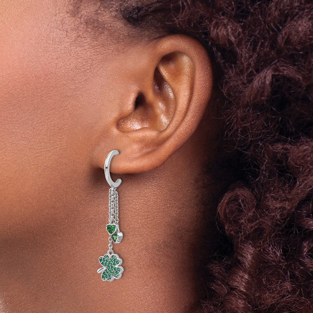 Feuer Sterlingsilber Rhodiniert Grün Zirkonia Klee Herz Stecker Creole Earri