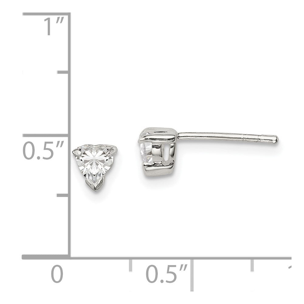 Sterlingsilber 4mm Herz Korb Set Zirkonia Ohrstecker