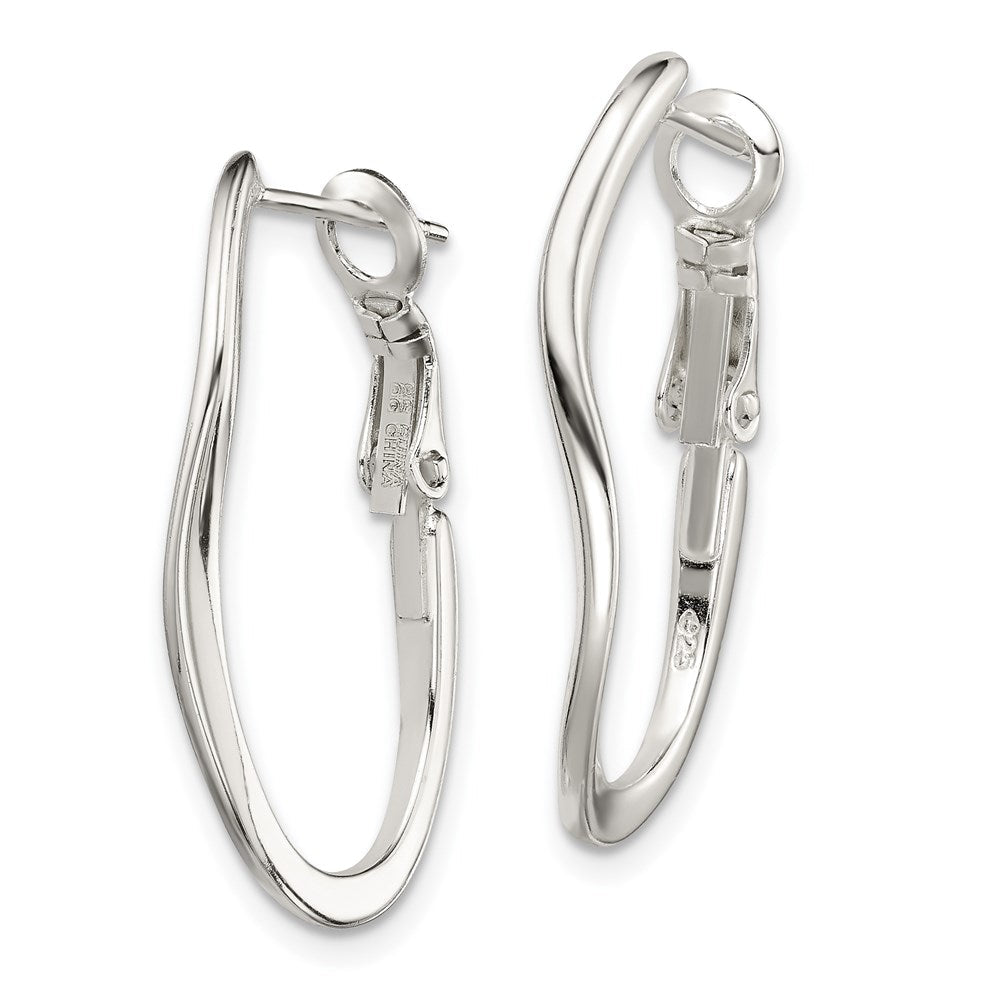Sterlingsilber Poliert Gewellt Omega Rückseite Oval Creolen