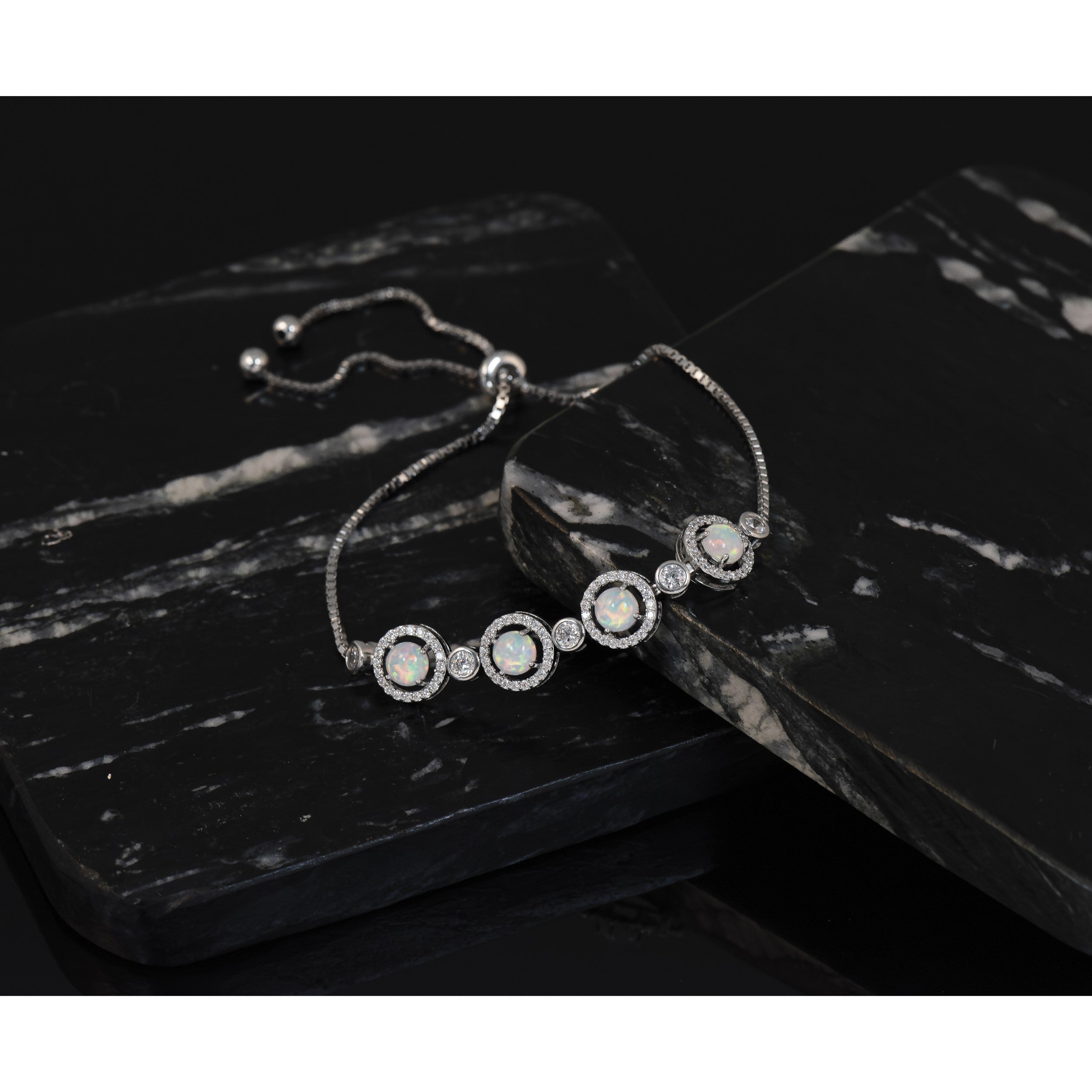 Sterlingsilber Rhodiniert Erzeugt Opal und Zirkonia Verstellbar Armband