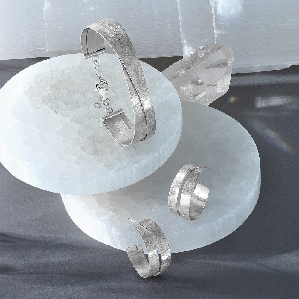 Sterlingsilber Rhodium Platte Scratch Finish J Creolen