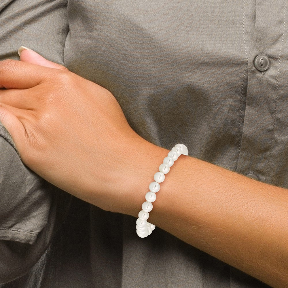 Mode Majestik 7-8mm Weiß Imitat Muschel Perle Dehnbar Armband