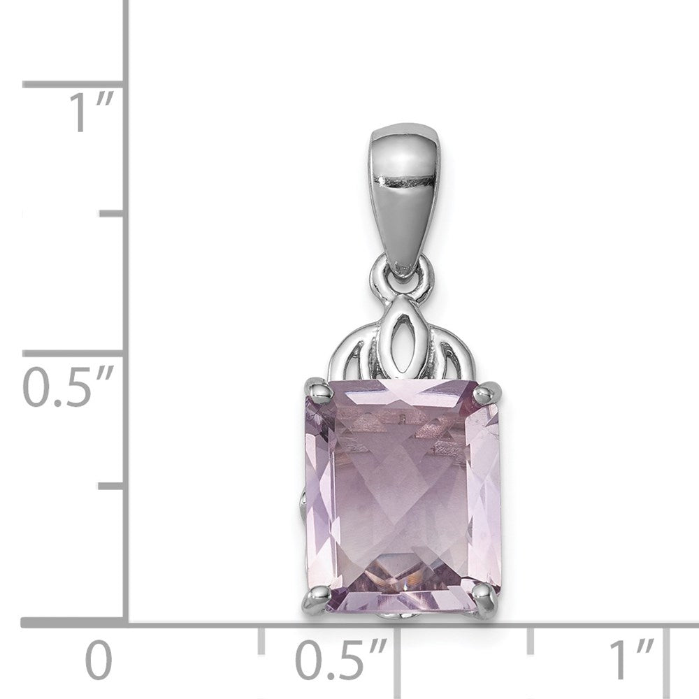 Anhänger aus rhodiniertem Sterlingsilber mit rosafarbenem Quarz