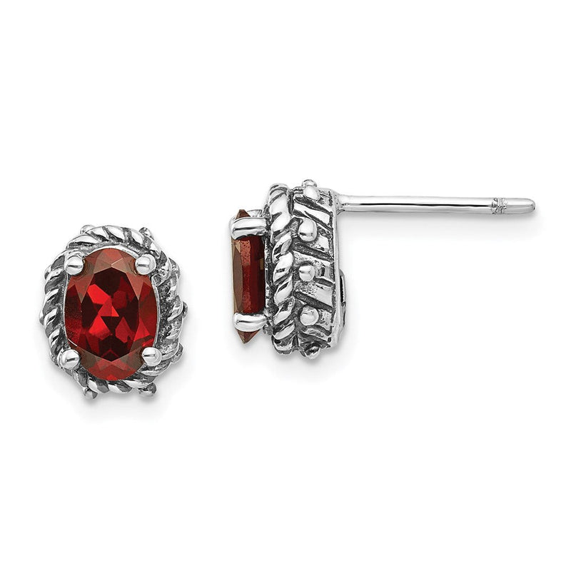 Shey Couture Ohrstecker aus antikiertem Sterlingsilber mit ovalem Granat