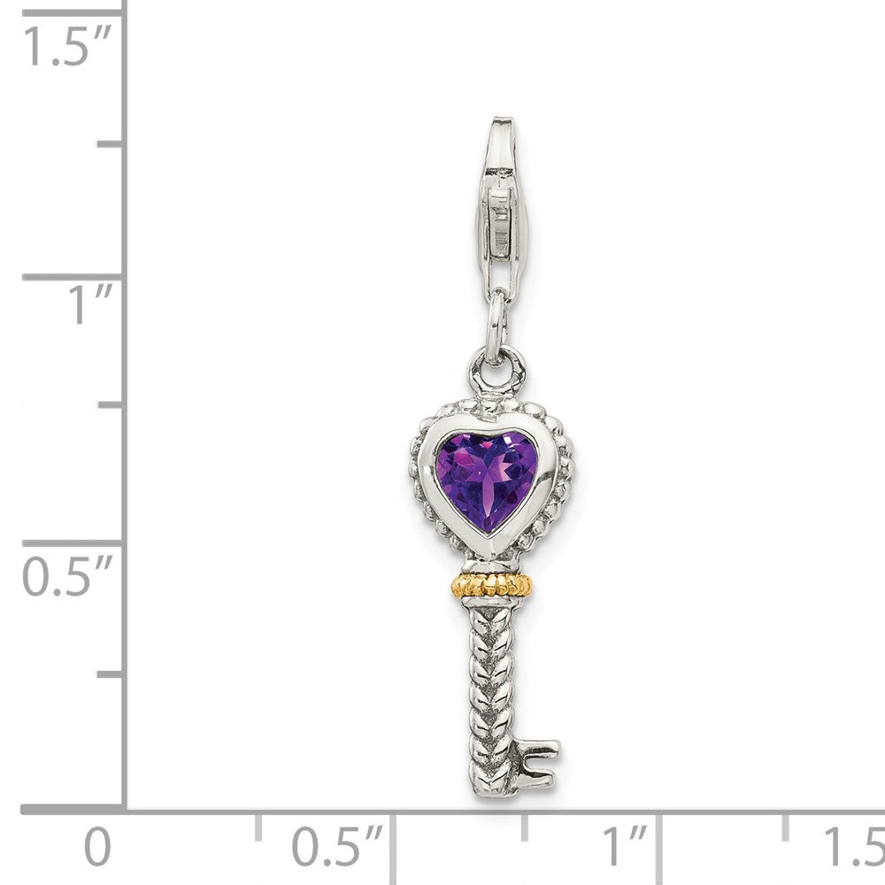 14K/silver Bicolor Shey Couture Sterlingsilber mit 14K Akzente Antikisiert Herz Amethyst Key Karabinerverschluss Charm