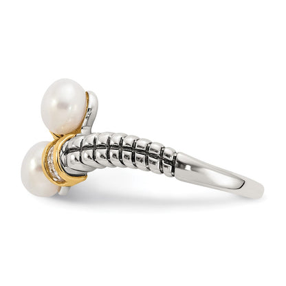14K/silver Bicolor Shey Couture Sterlingsilber mit 14K Akzente Antikisiert 5.5 6mm Süßwasser Zuchtperle und Diamant By Pass Ring