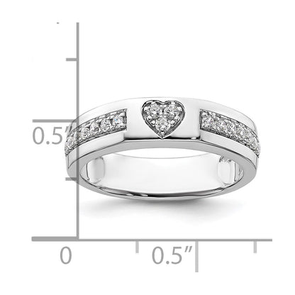 14K Weißgold Ring mit 0,25 ct. Laborgezüchteten Diamanten, VS/SI+ G+, mit ausgeschnittenem Herz, komplett