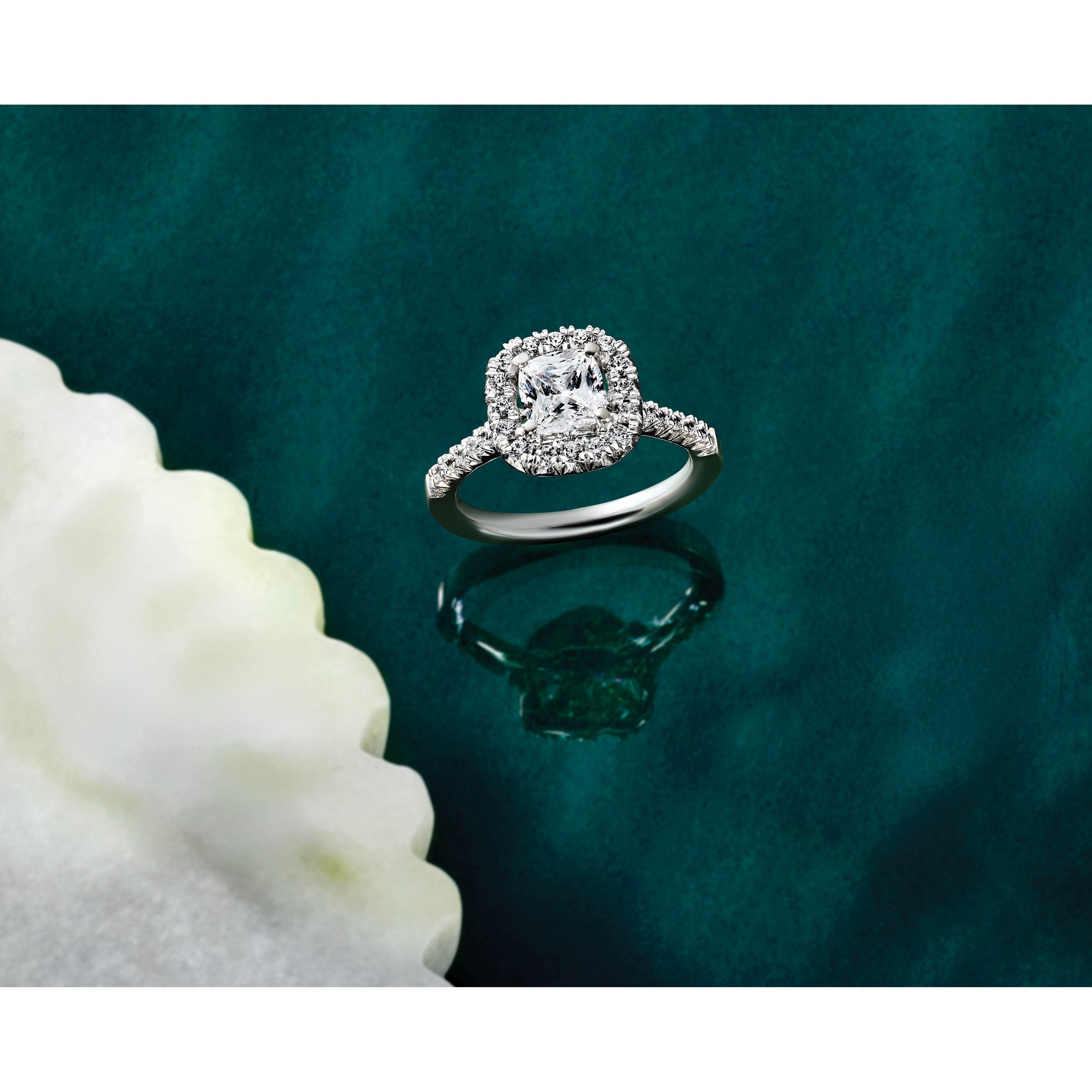 14K Weißgold Verlobungsring mit Laborgezüchteten Diamanten, VS/SI+ G+, Kissenschliff, Halo, Semi-Mount