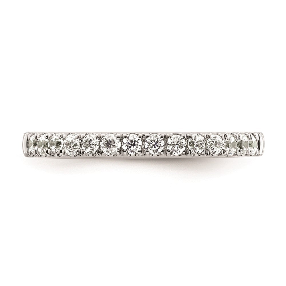 Trauring aus 14K Weißgold mit natürlichen Diamanten
