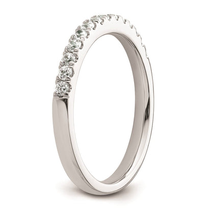 Trauring aus 14K Weißgold mit natürlichen Diamanten