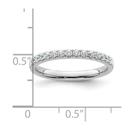 Trauring aus 14K Weißgold mit natürlichen Diamanten