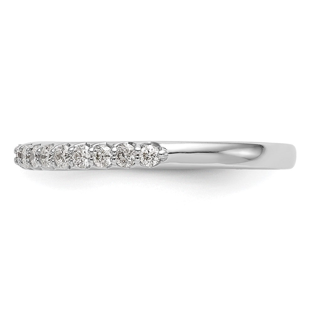 Trauring aus 14K Weißgold mit natürlichen Diamanten