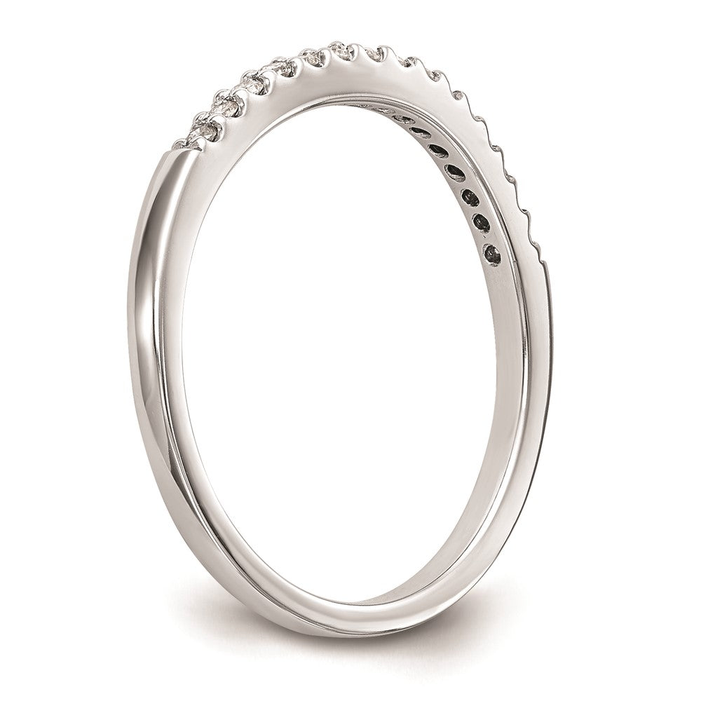 Ehering aus 14K Weißgold mit natürlichen Diamanten