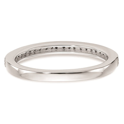 Trauring aus 14K Weißgold mit natürlichen Diamanten