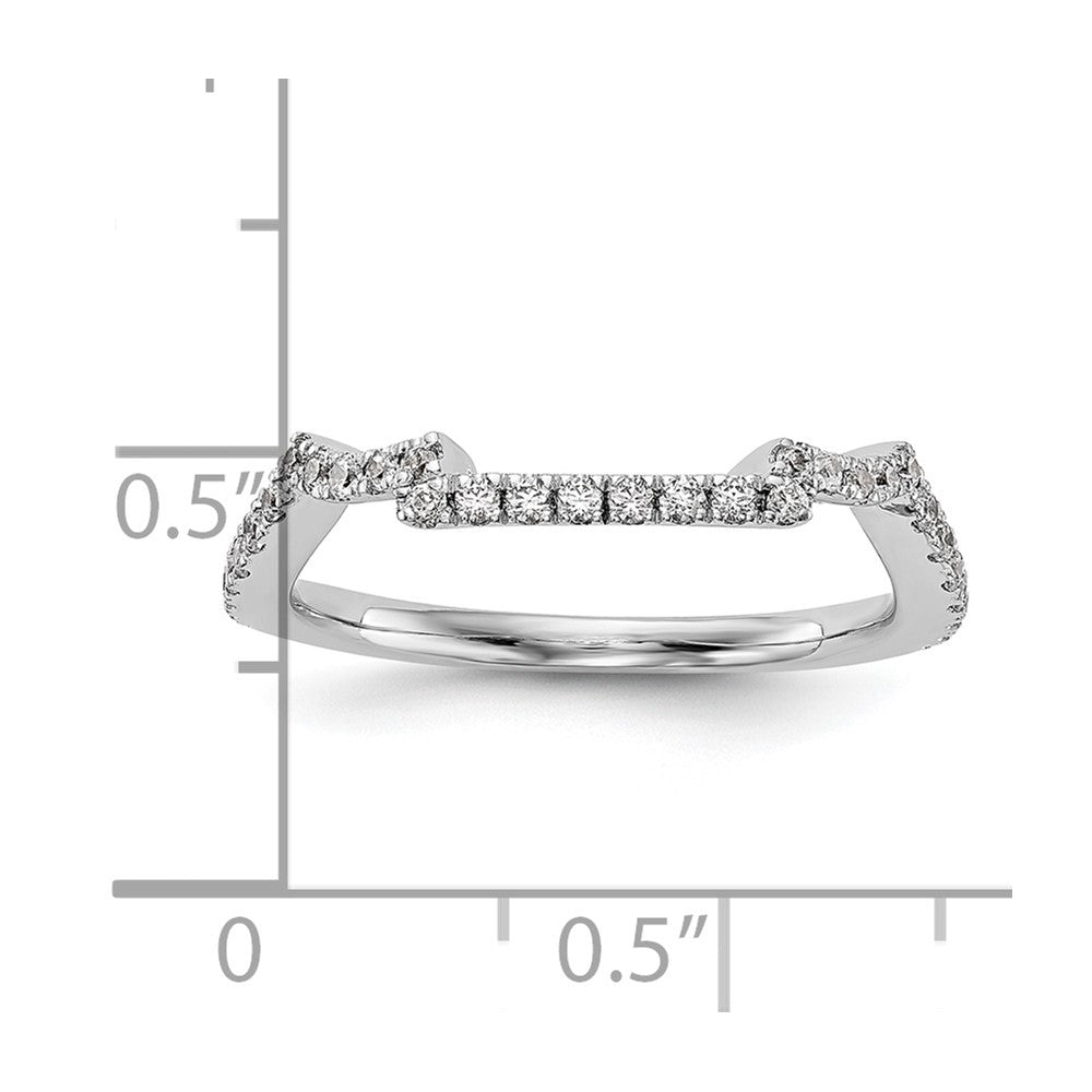 Ehering aus 14K Weißgold mit natürlichen Diamanten