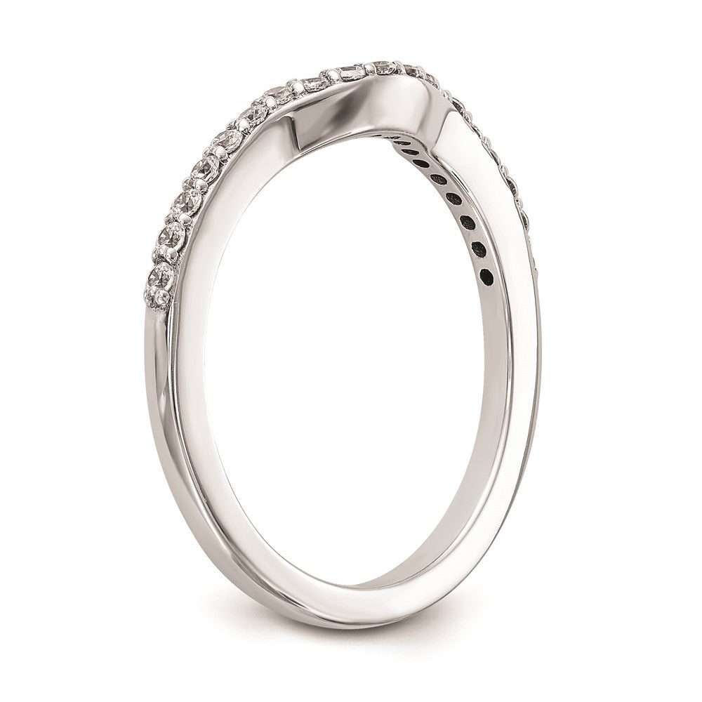 Ehering aus 14K Weißgold mit natürlichen Diamanten