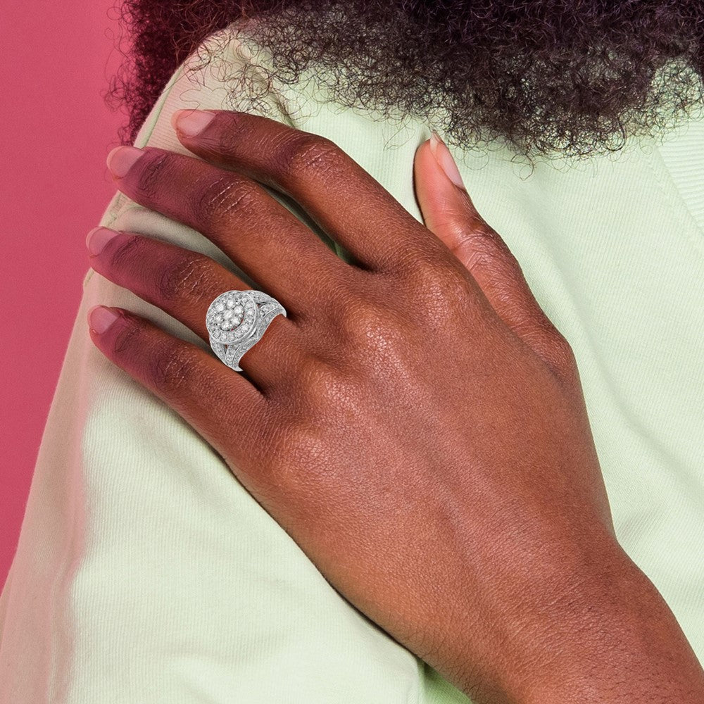 14K Weißgold Verlobungsring mit natürlichen Diamanten im Cluster-Design, vollständig besetzt