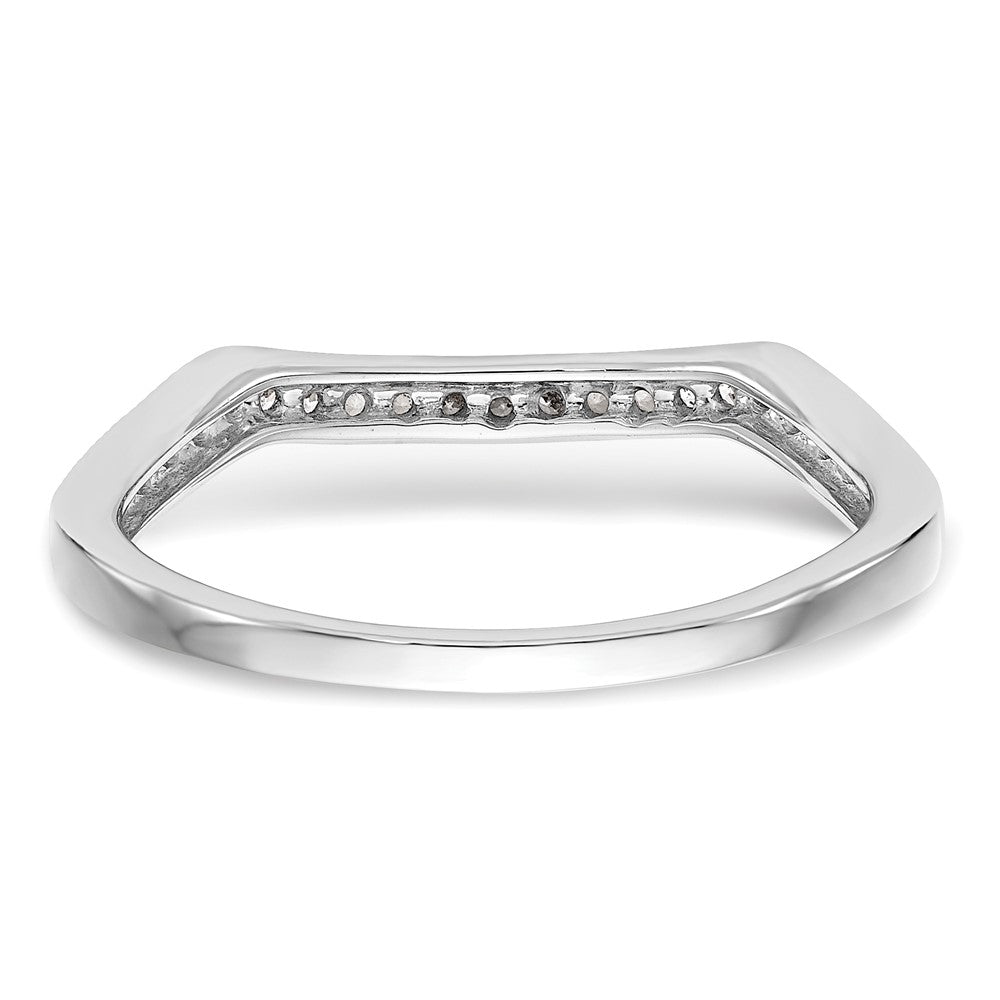 Trauring aus 14K Weißgold mit natürlichen Diamanten