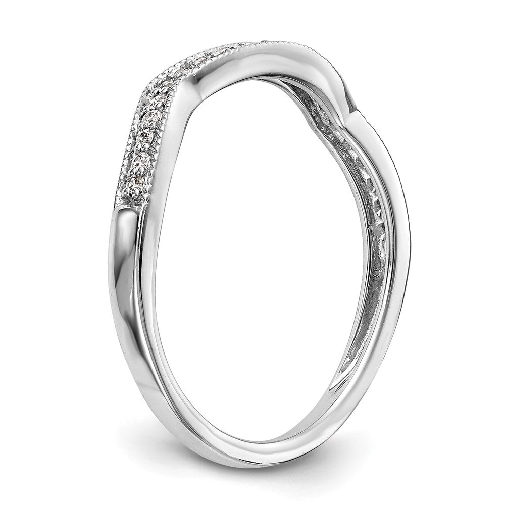 Trauring aus 14K Weißgold mit natürlichen Diamanten