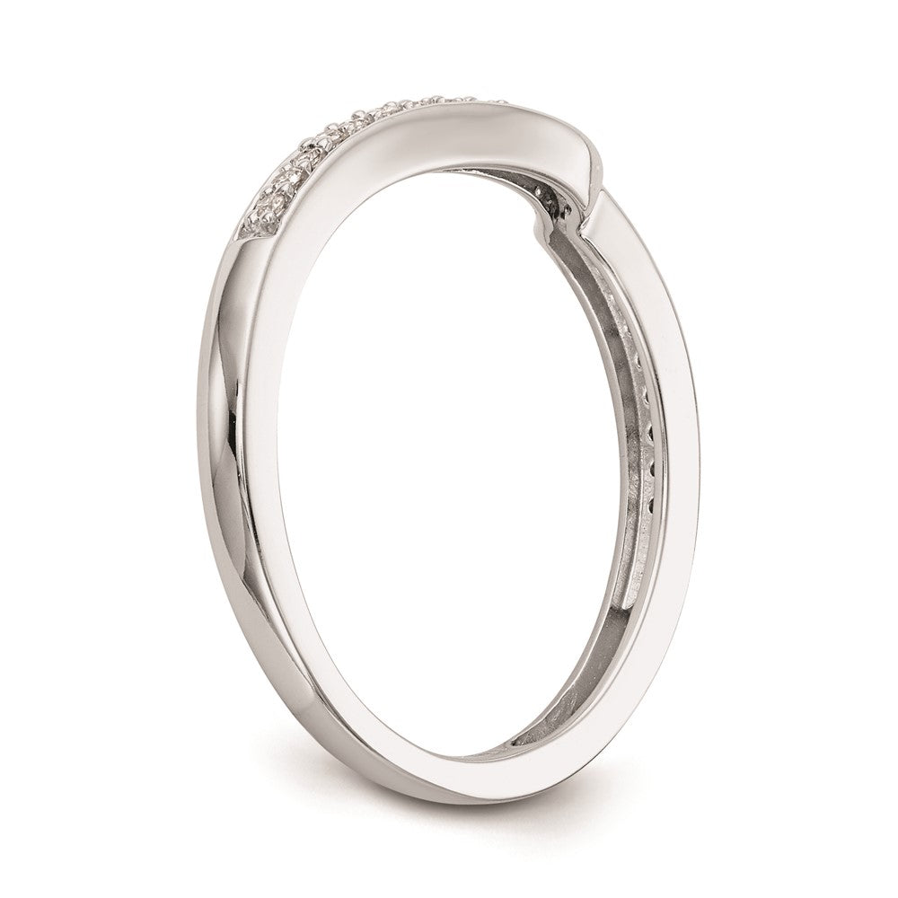 Ehering aus 14K Weißgold mit natürlichen Diamanten