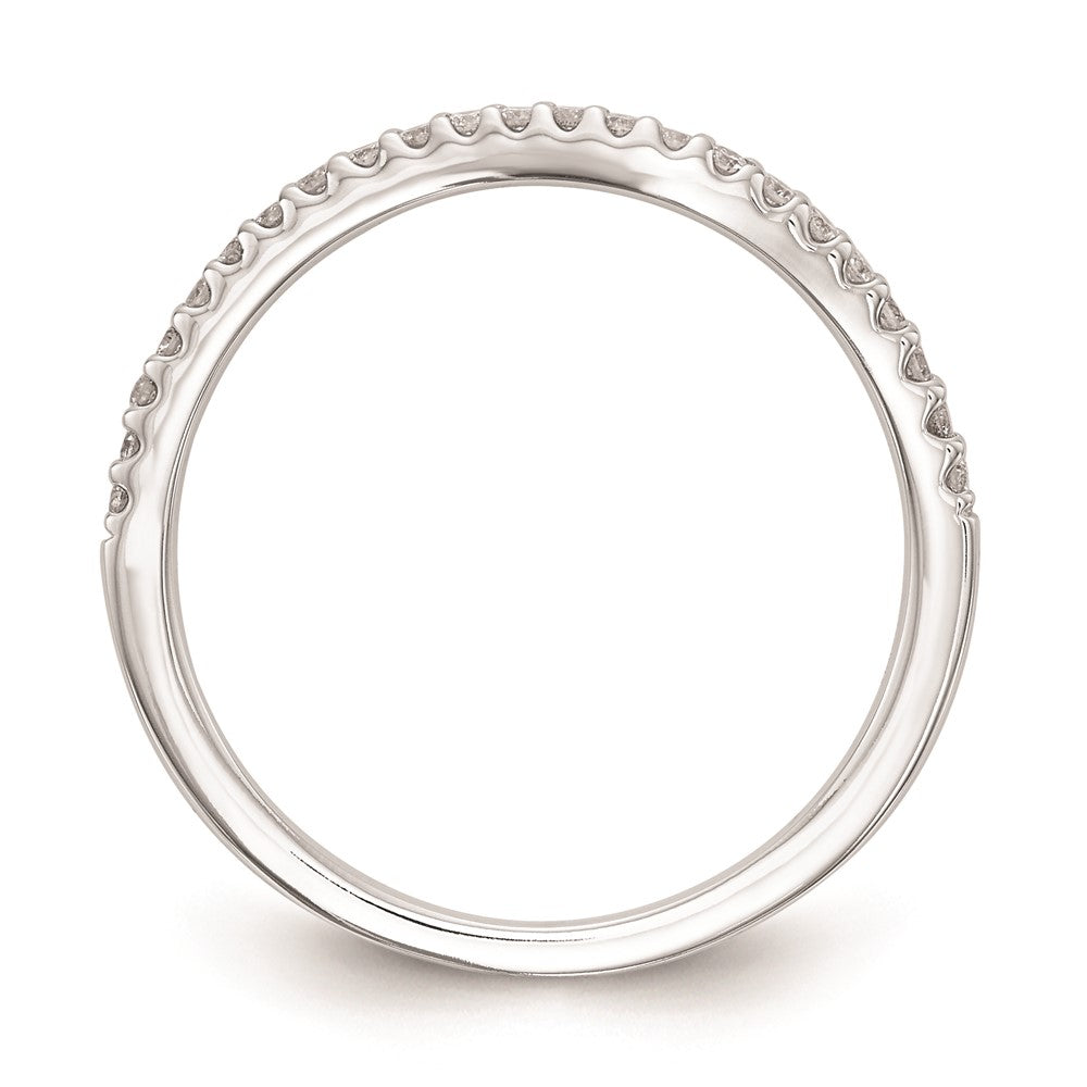 Trauring aus 14K Weißgold mit natürlichen Diamanten
