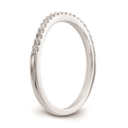 Trauring aus 14K Weißgold mit natürlichen Diamanten