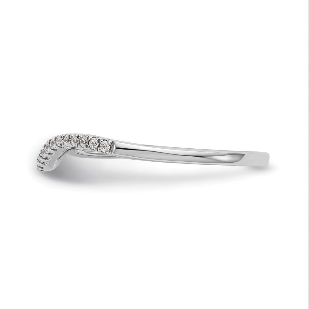 Trauring aus 14K Weißgold mit natürlichen Diamanten