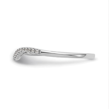 Trauring aus 14K Weißgold mit natürlichen Diamanten
