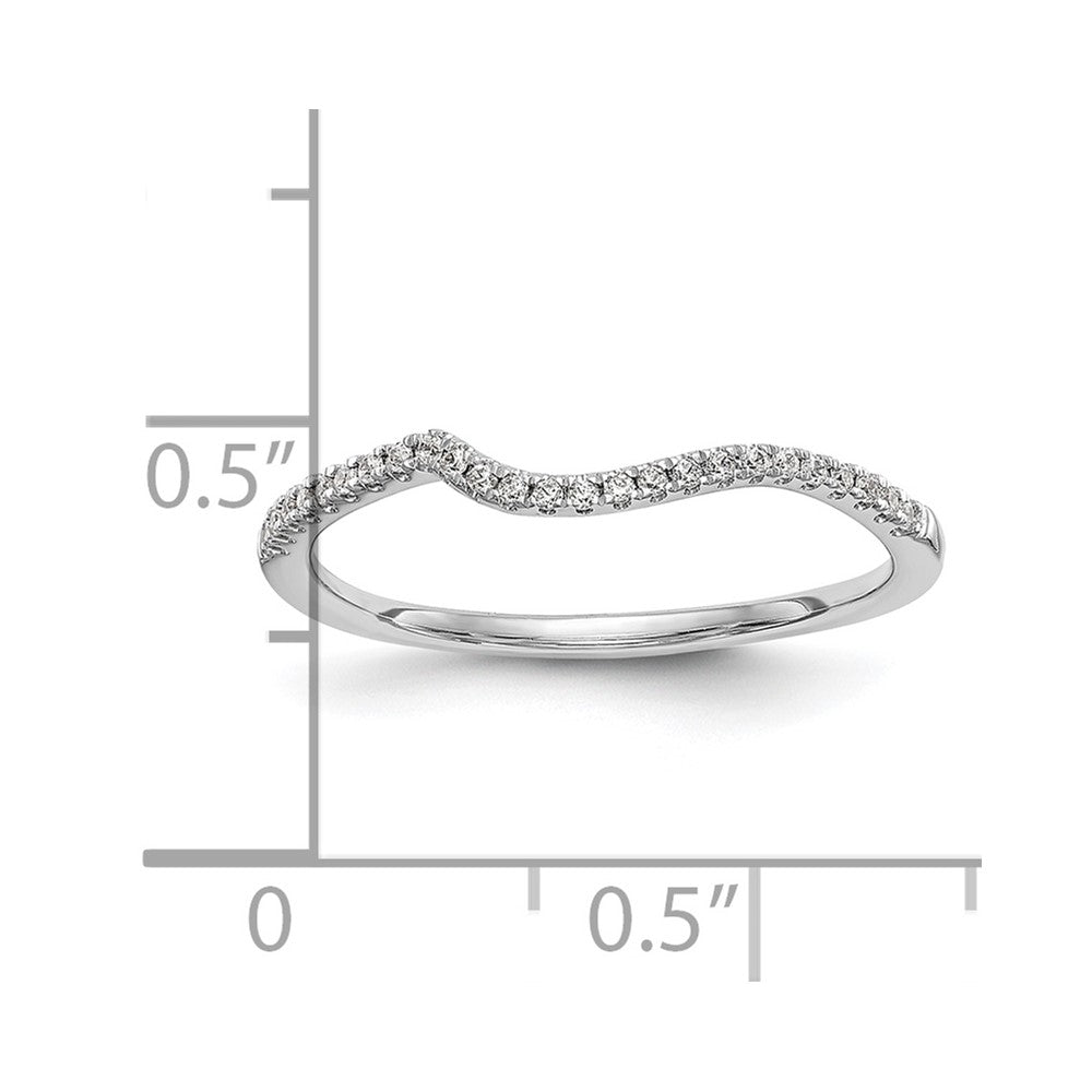 Trauring aus 14K Weißgold mit natürlichen Diamanten