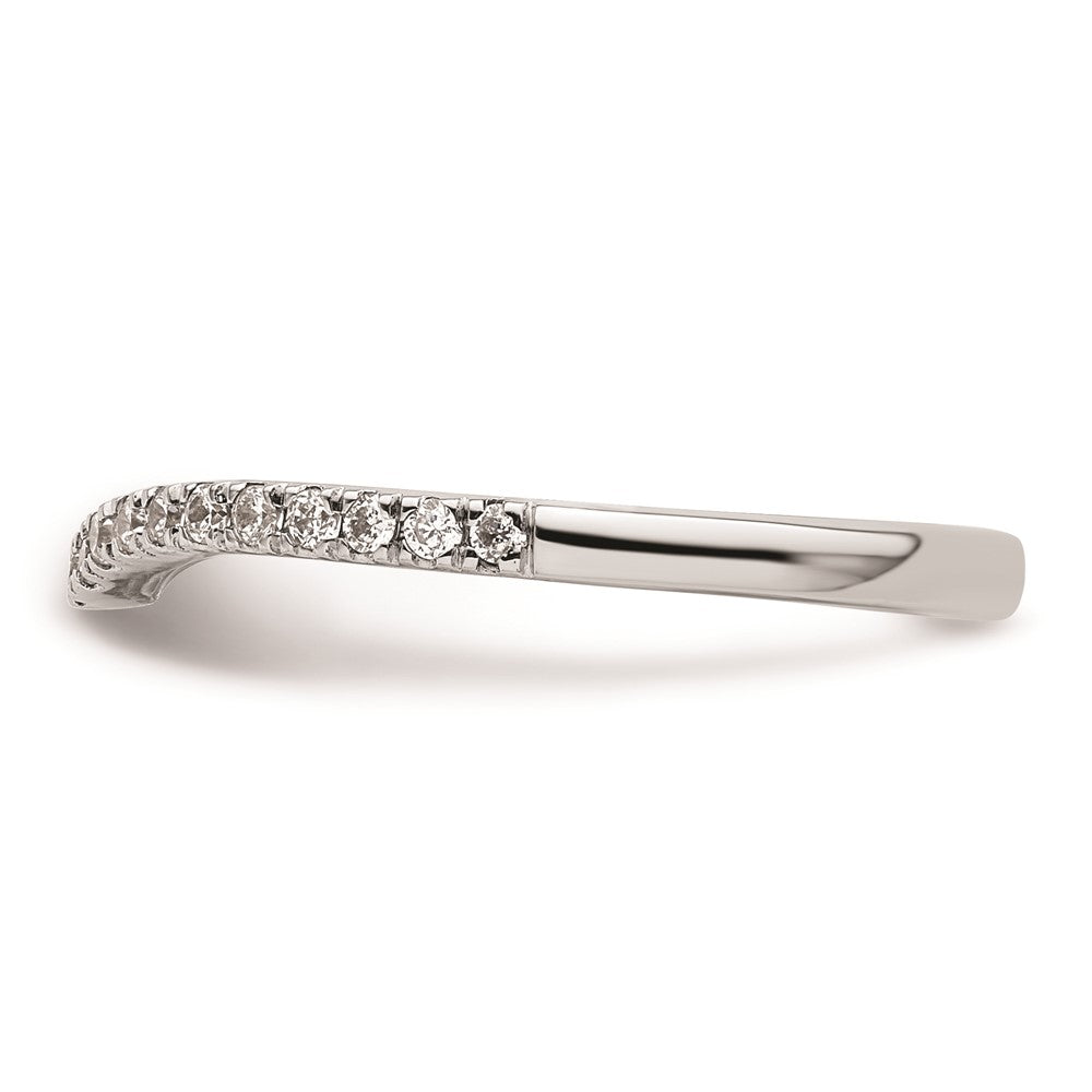 Ehering aus 14K Weißgold mit natürlichen Diamanten