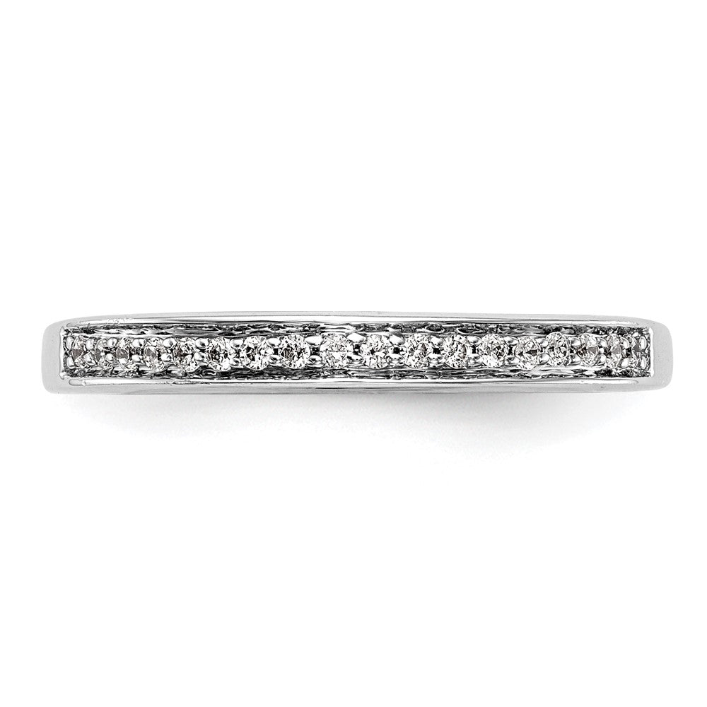 Trauring aus 14K Weißgold mit natürlichen Diamanten
