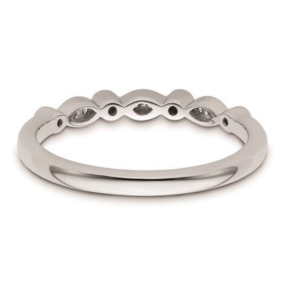 Ehering aus 14K Weißgold mit natürlichen Diamanten